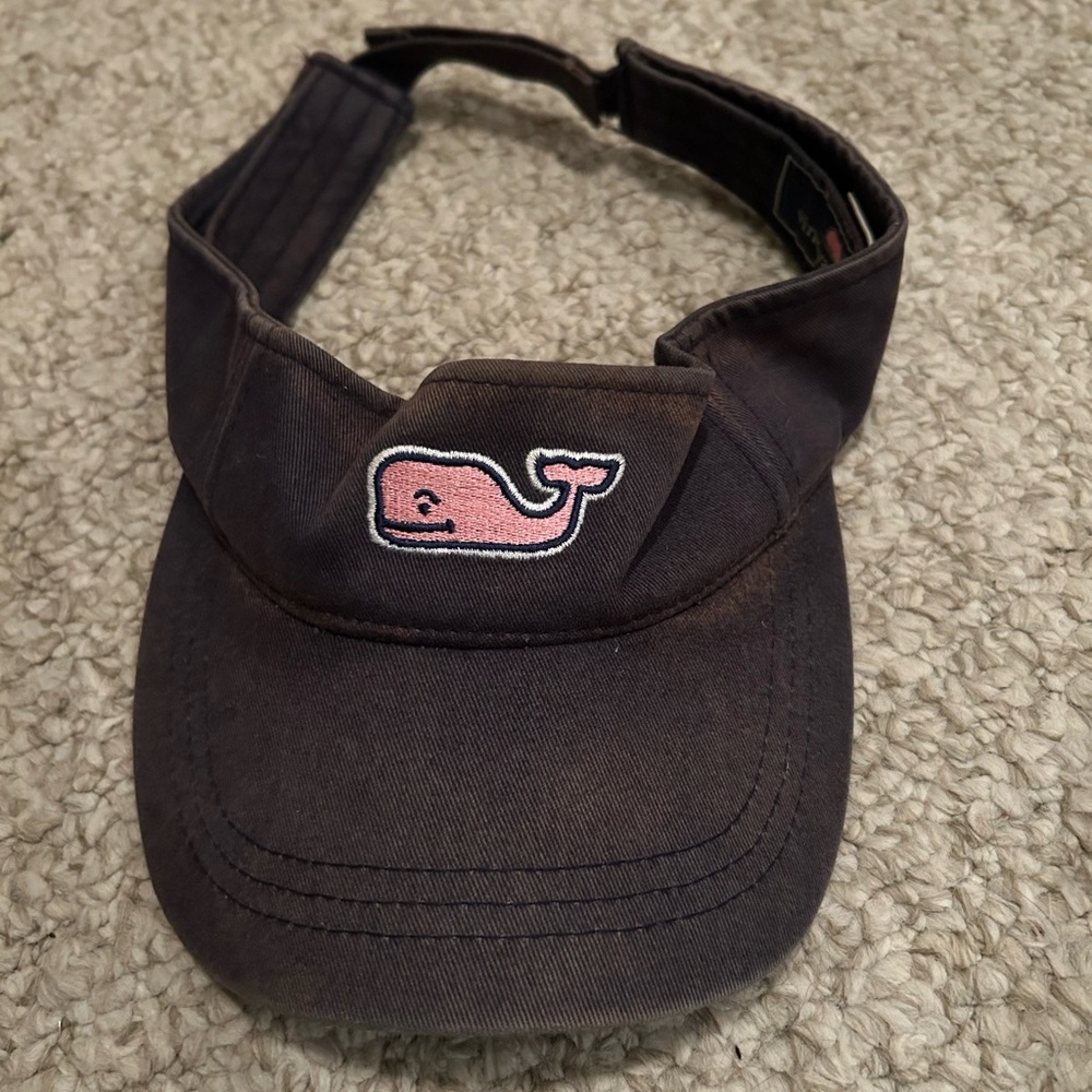 Men’s Vineyard Vines Strapback Visor - image 1